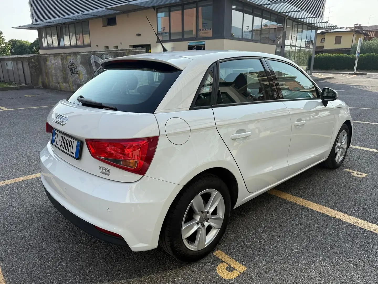 Audi A1 Sportback 1.0 TFSI Ultra 82cv *OK NEOPATENTATI* Bianco - 2