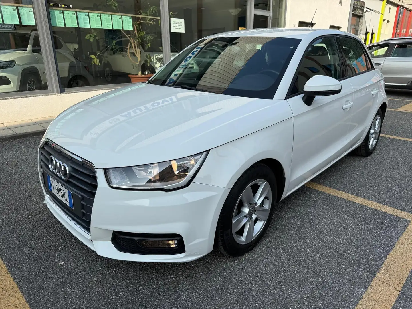 Audi A1 Sportback 1.0 TFSI Ultra 82cv *OK NEOPATENTATI* Bianco - 1