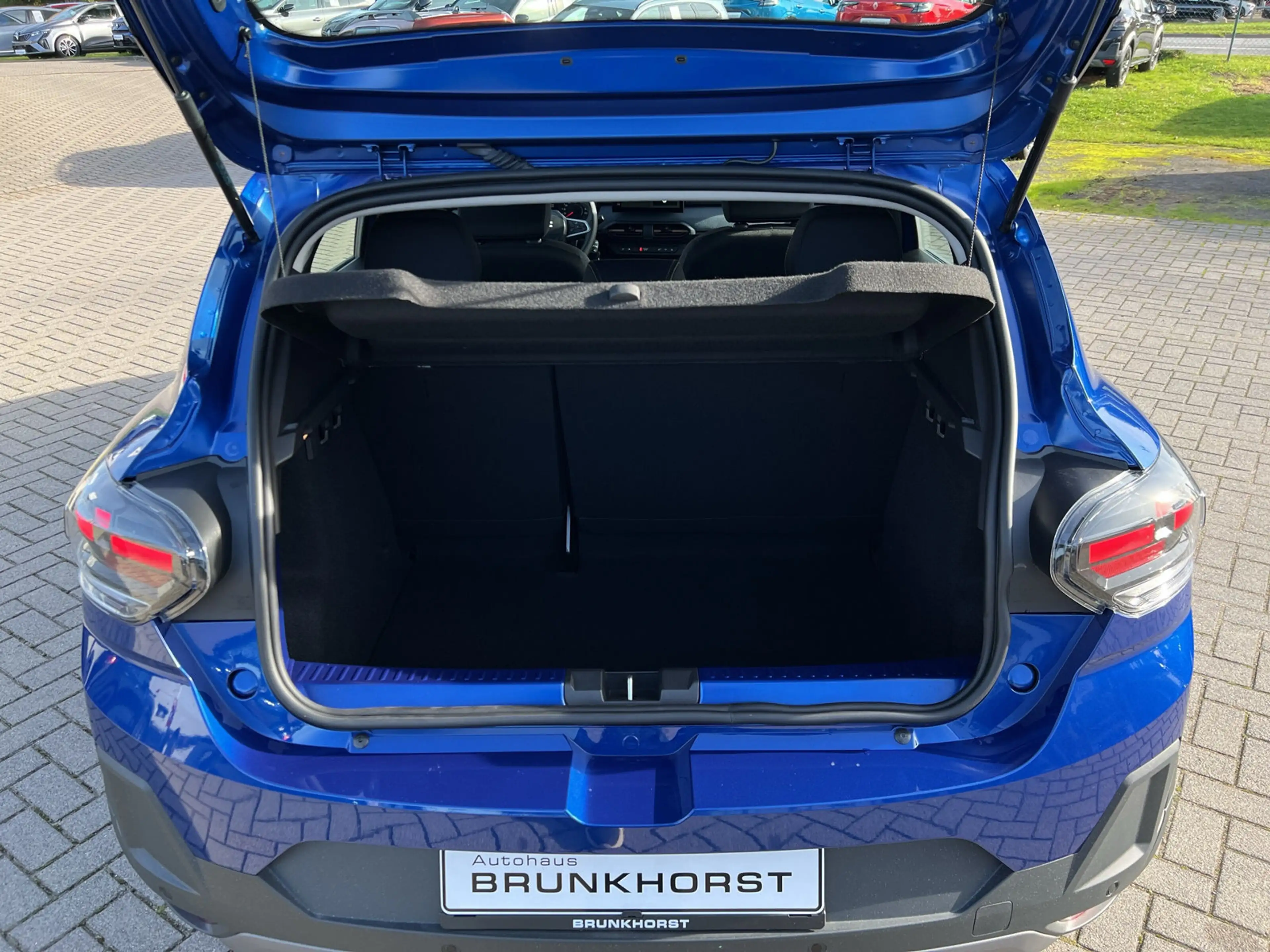 Dacia Sandero Stepway TCe 110 Expression SHZ+RFK — photo 15