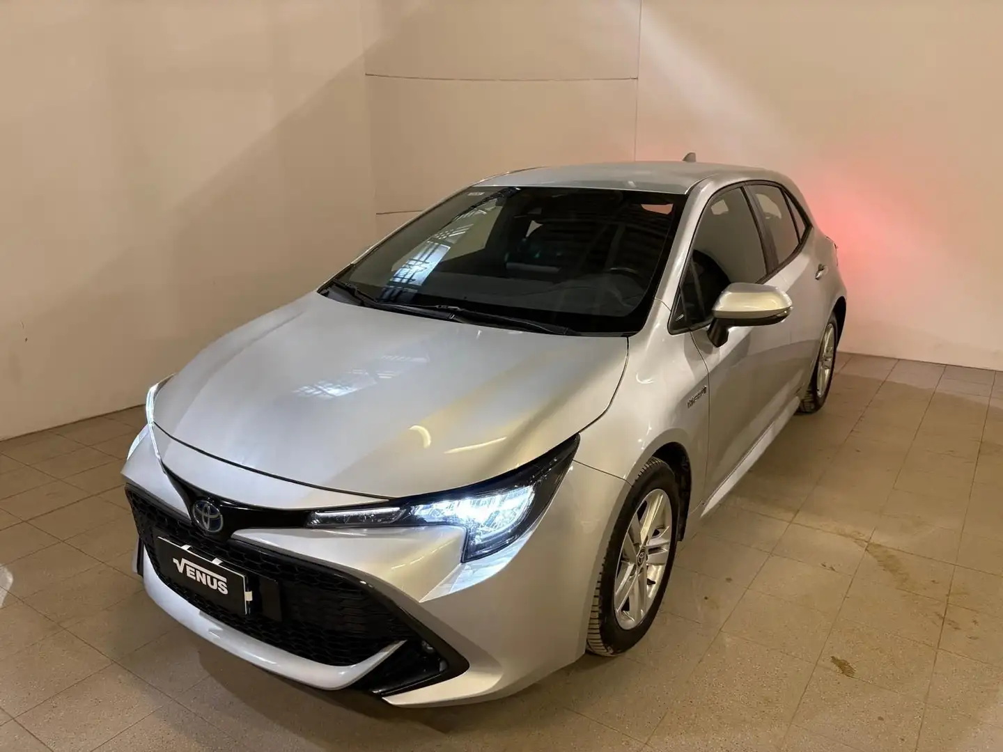 Toyota Corolla Corolla 1.8 Hybrid Business Argento - 2