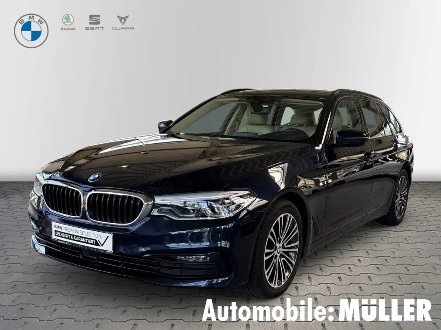 BMW 540 d xDrive Sport Line Tour. Park-Assistent HUD Luftf Bleu - 1