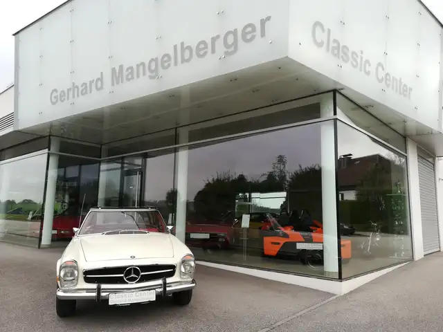 Mercedes-Benz SL 280 "Pagode" Schalter Ansicht 2