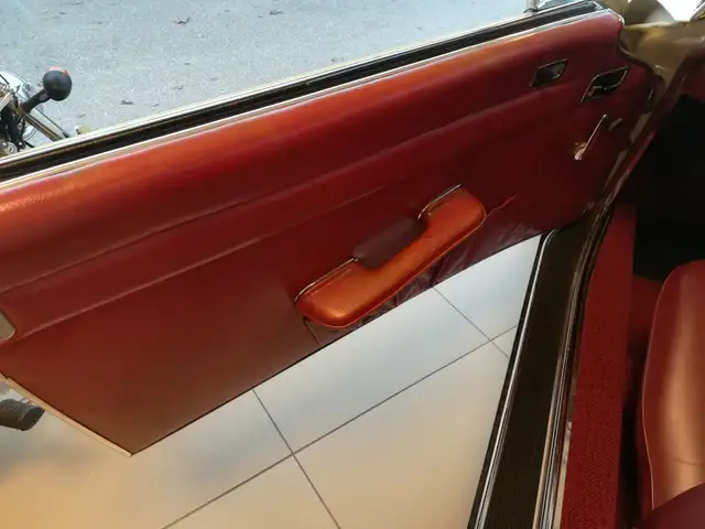 Mercedes-Benz SL 280 "Pagode" Schalter Ansicht 13