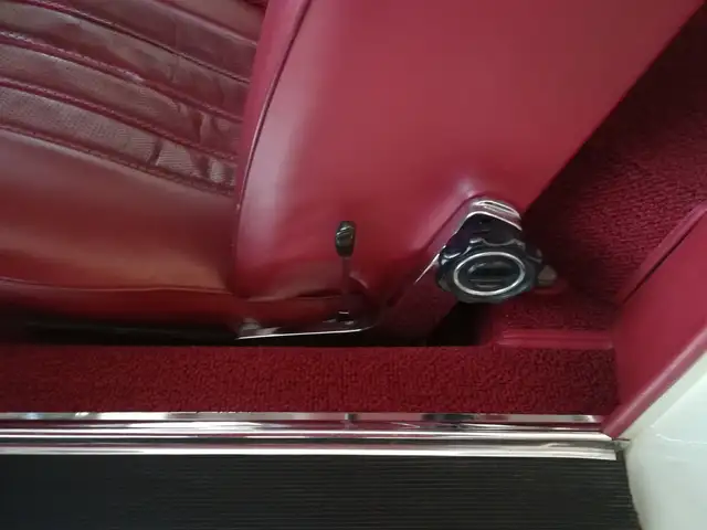 Mercedes-Benz SL 280 "Pagode" Schalter Ansicht 28