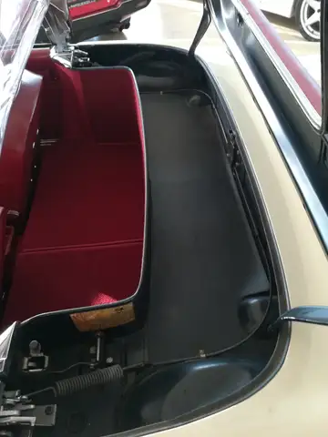 Mercedes-Benz SL 280 "Pagode" Schalter Ansicht 44