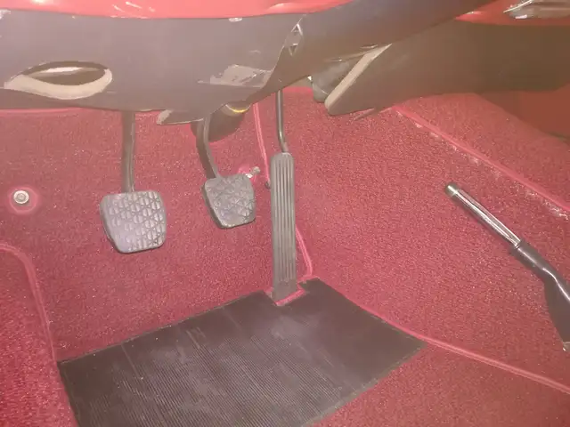Mercedes-Benz SL 280 "Pagode" Schalter Ansicht 29