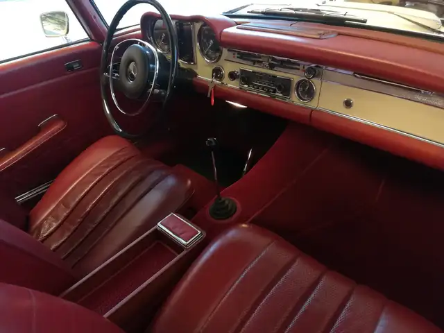 Mercedes-Benz SL 280 "Pagode" Schalter Ansicht 24