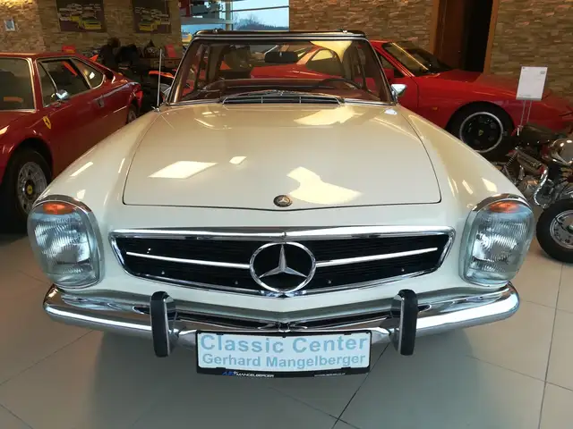 Mercedes-Benz SL 280 "Pagode" Schalter Ansicht 9