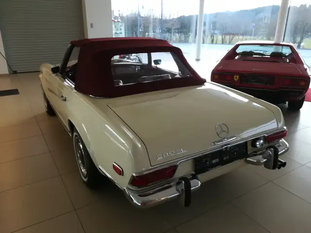 Mercedes-Benz SL 280 "Pagode" Schalter Ansicht 4