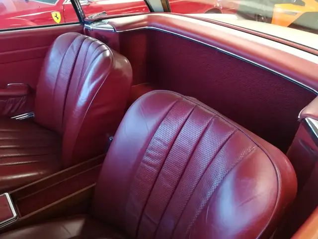 Mercedes-Benz SL 280 "Pagode" Schalter Ansicht 11