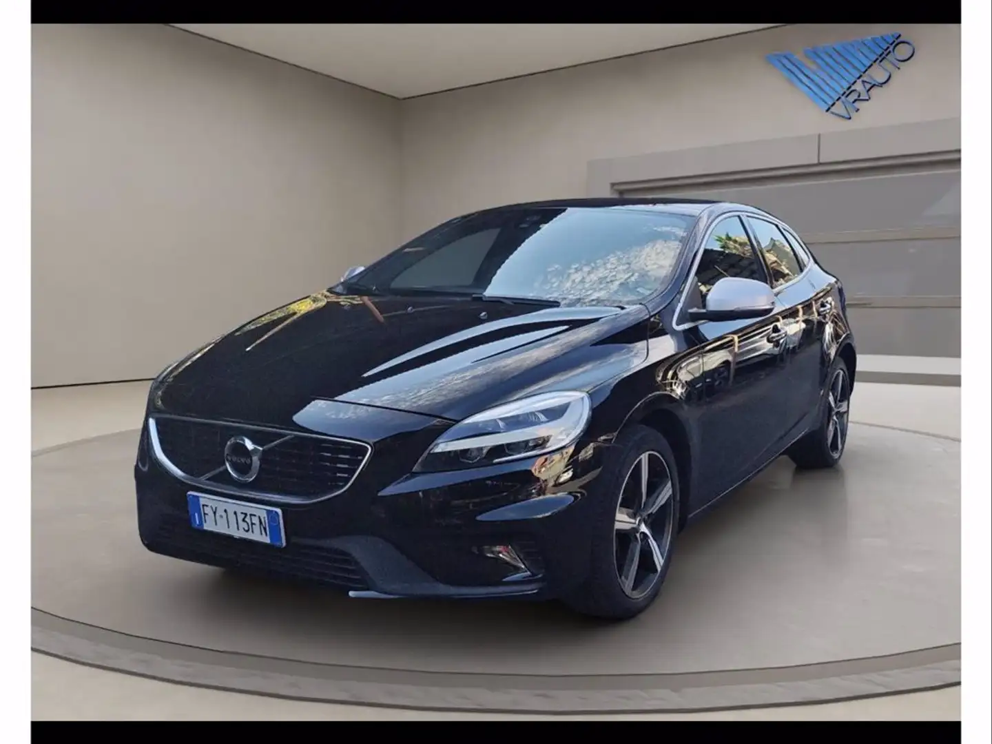 Volvo V40 2.0 d2 R-design Nero - 1