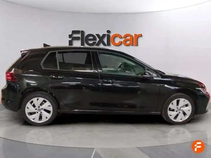 Volkswagen Golf 1.5 TSI 6 vel. 2025, foto 5