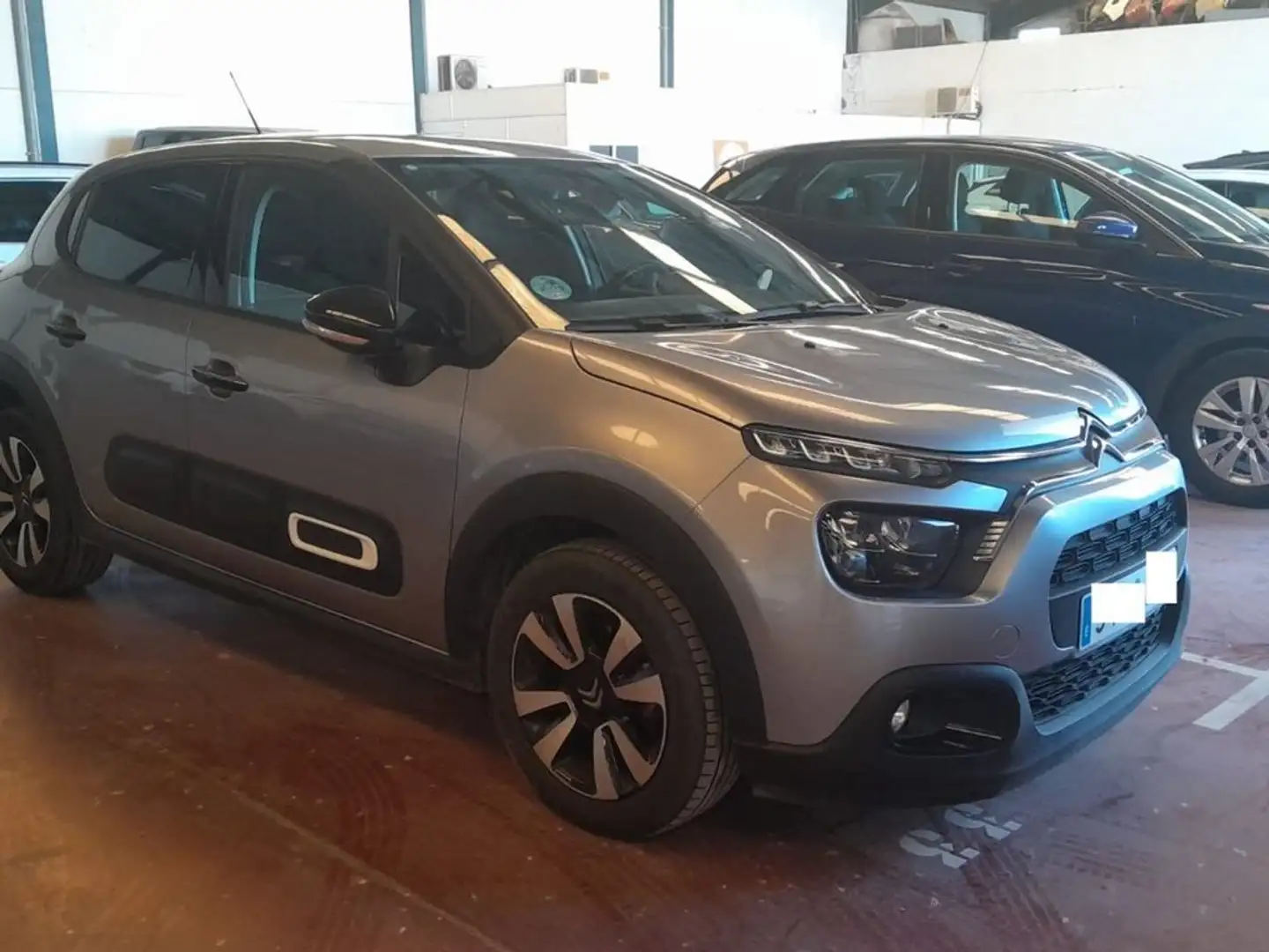 Citroen C3 PureTech 81KW 110CV Max Gris - 2