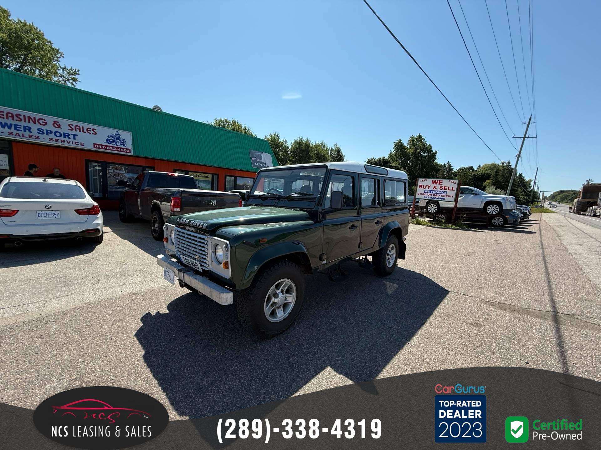 1999 Land Rover Defender 110 alt 2