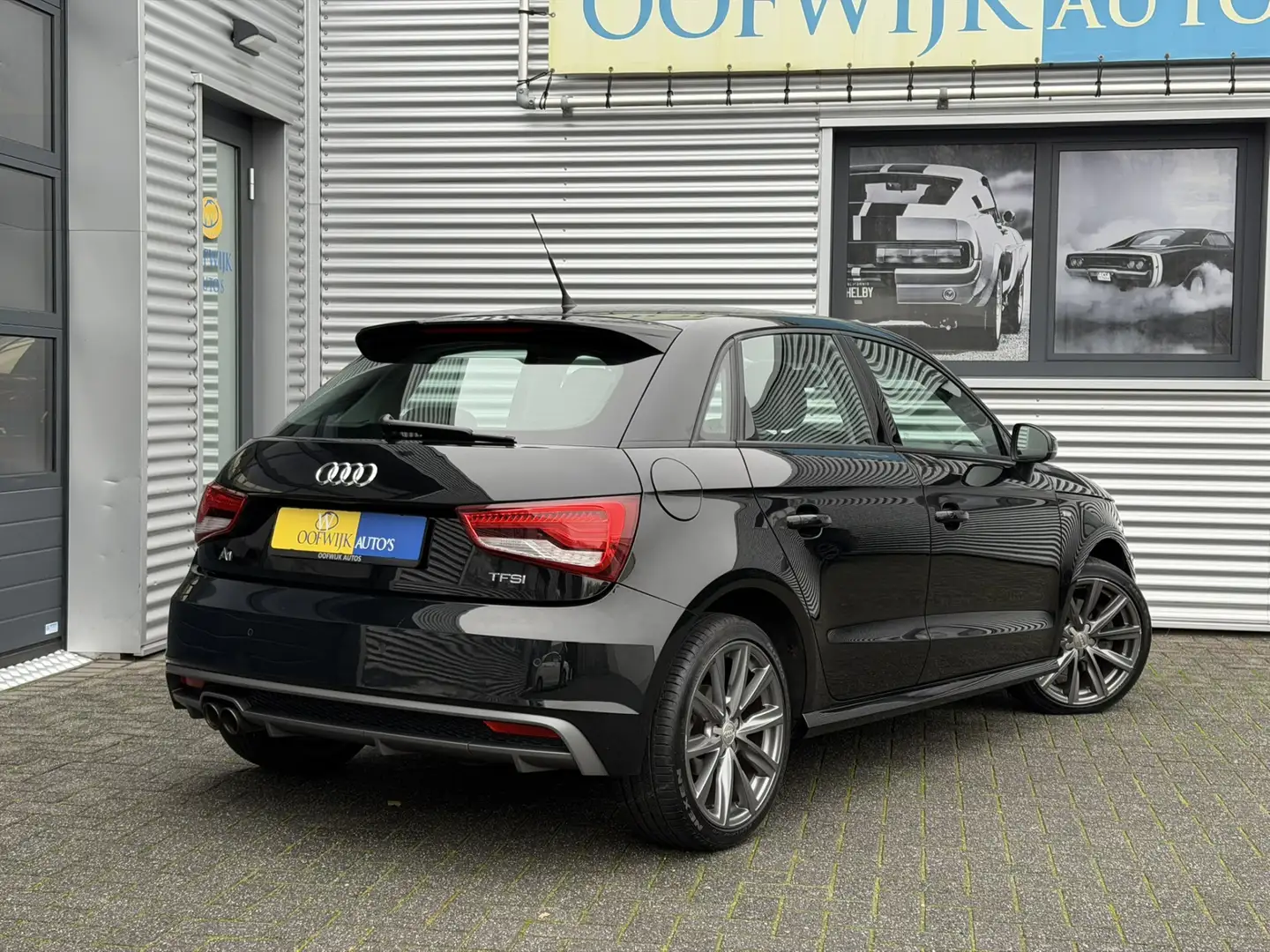Audi A1 Sportback 1.4 TFSI S-Line Clima Navi Cruise-Contro Schwarz - 2