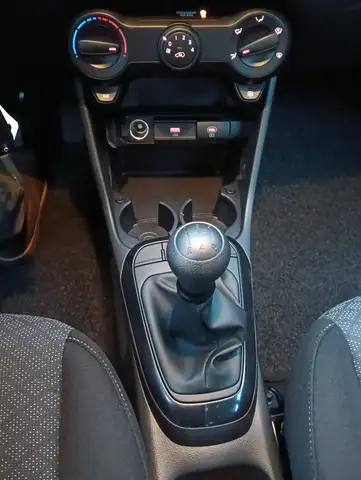 Kia Picanto view 16