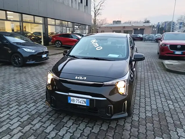 Kia Picanto view 2