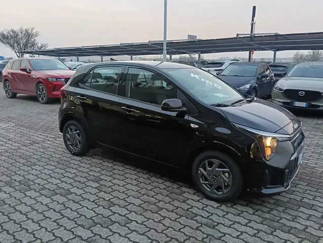 Kia Picanto view 11