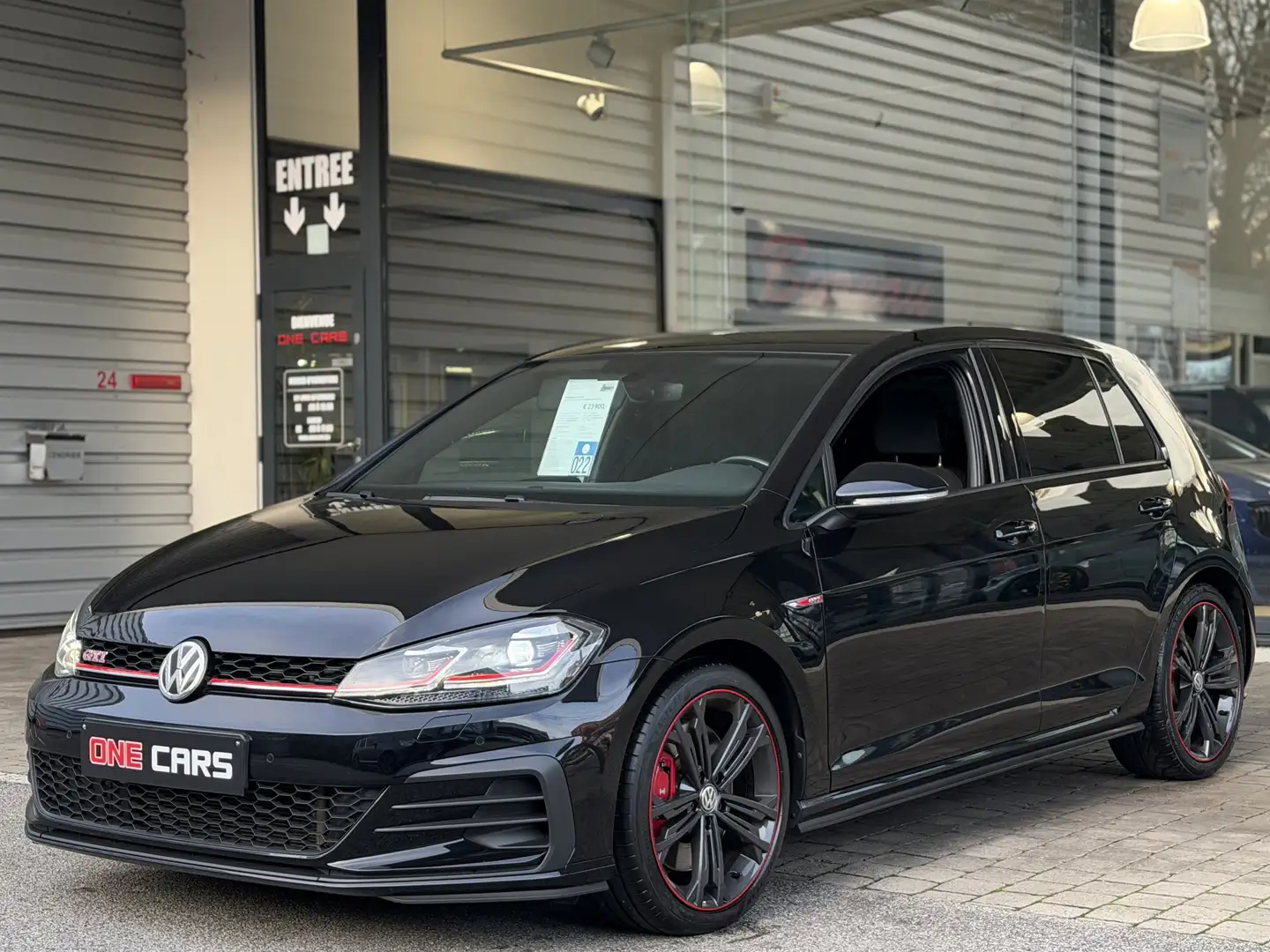Volkswagen Golf GTI 7.5 Performance COCKPIT-GPS-SIEGES TCR-BIXENON... Schwarz - 1
