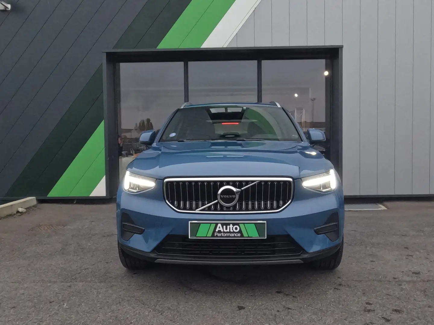 Volvo XC40 T4 Recharge 129+82 ch DCT7 Start Bleu - 2