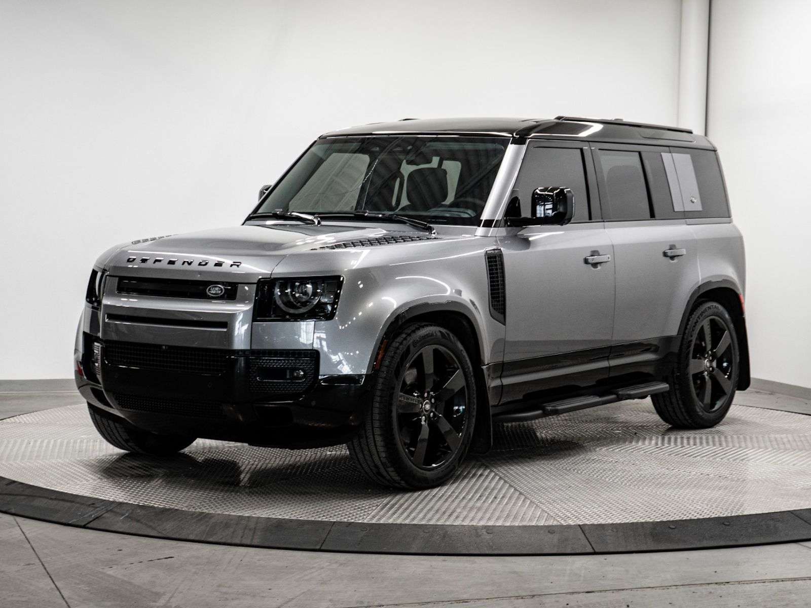 2024 Land Rover Defender X-DYNAMIC SE 110 | OFF ROAD PACK | 22 INCH WHEELS