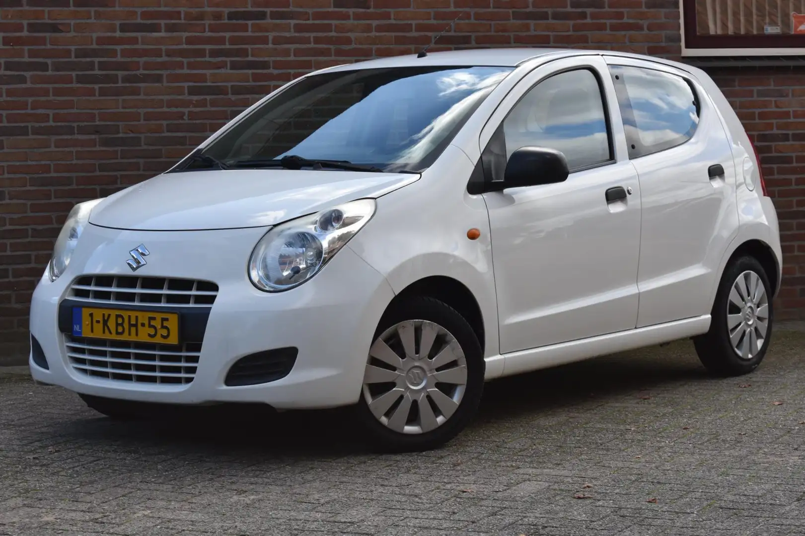 Suzuki Alto 1.0 Comfort EASSS '13 Airco Inruil mogelijk Wit - 1