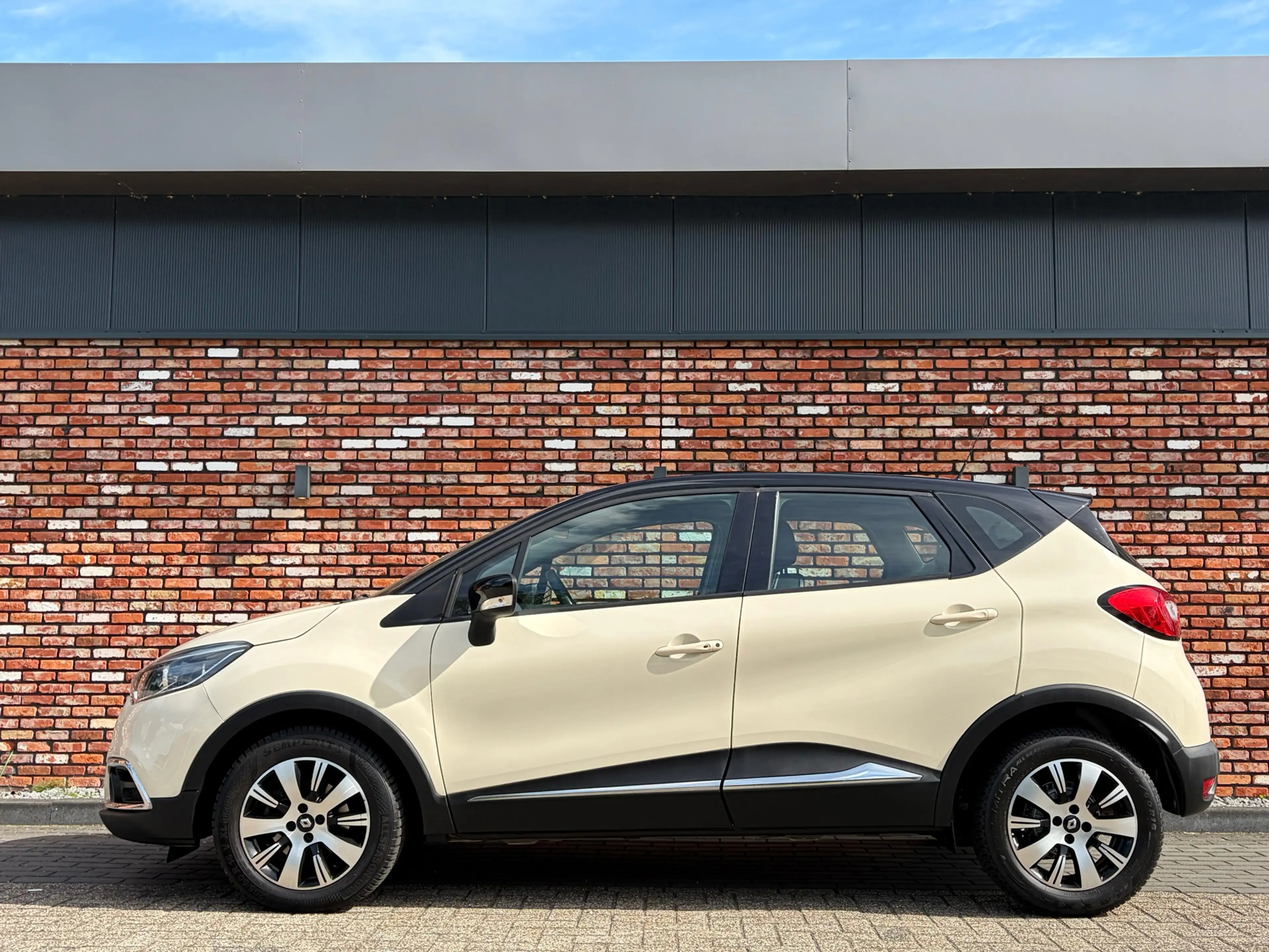 Renault Captur 1.2 TCe Dynamique Automaat Camera Nav/Cruise Clima — photo 13