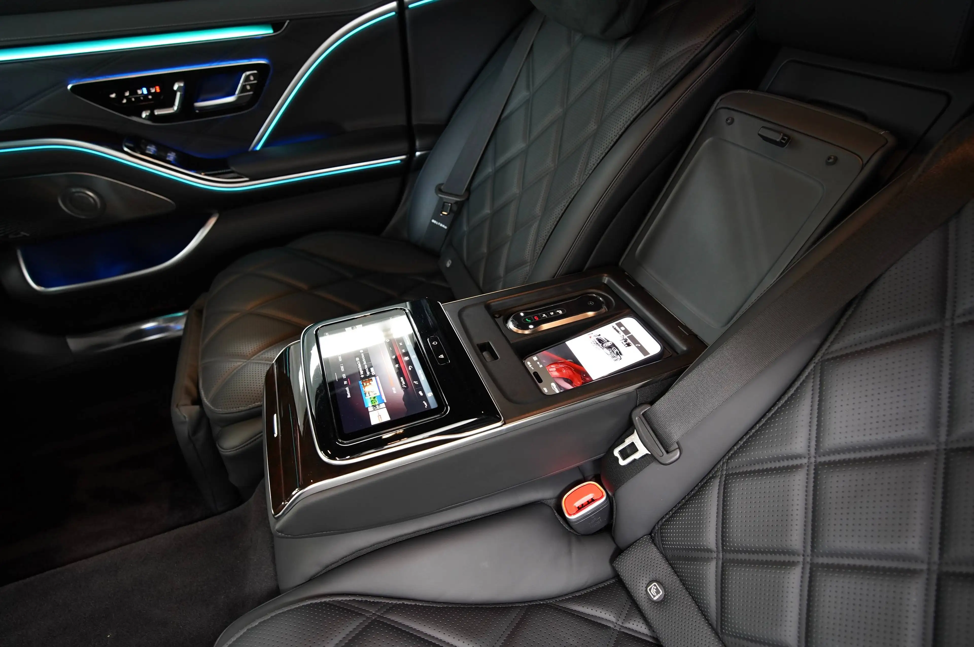 Mercedes-Benz S 580 Maybach S 580 4Matic - 2025 - Netto € 129.958.- — photo 37