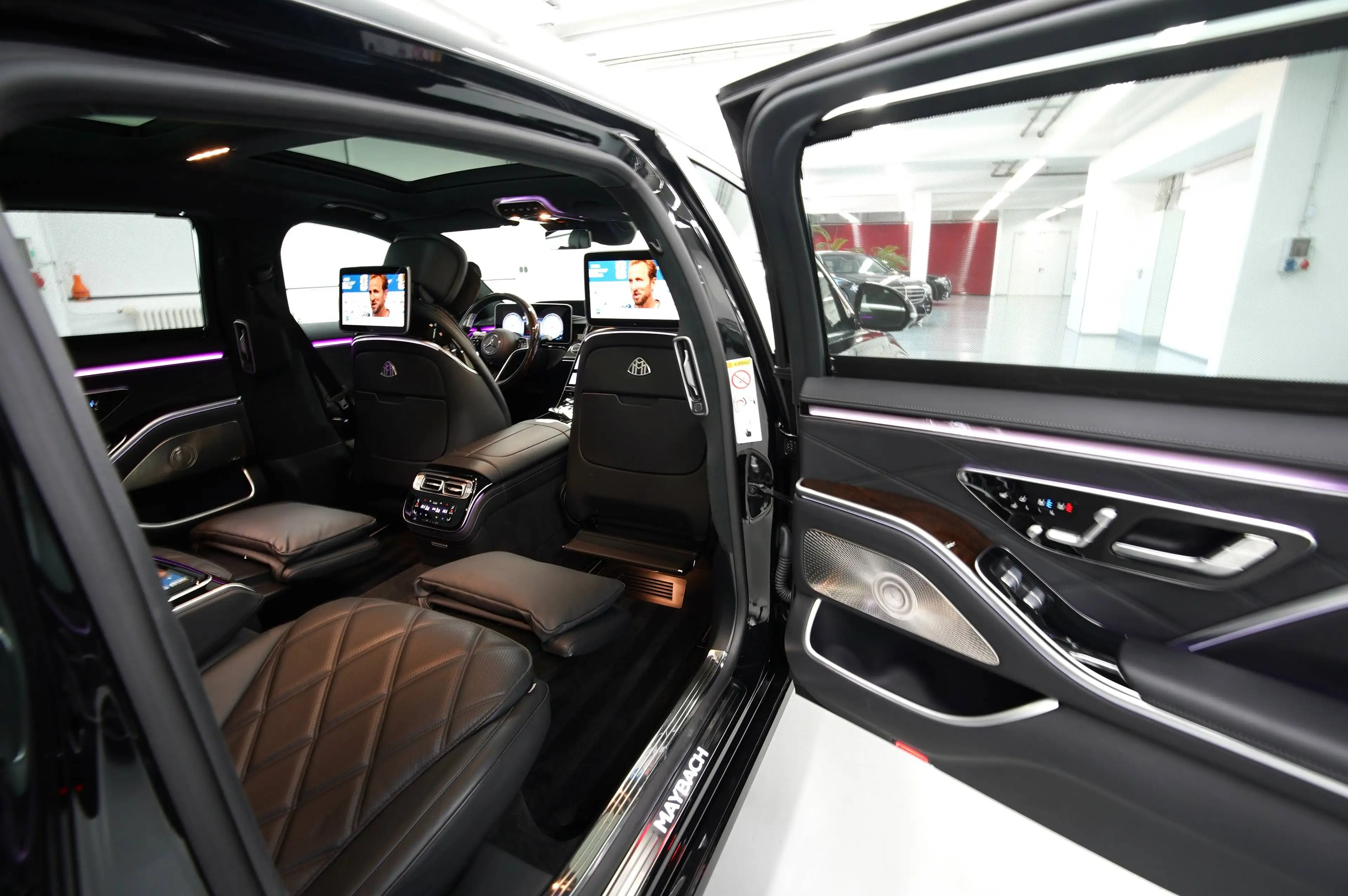 Mercedes-Benz S 580 Maybach S 580 4Matic - 2025 - Netto € 129.958.- — photo 10