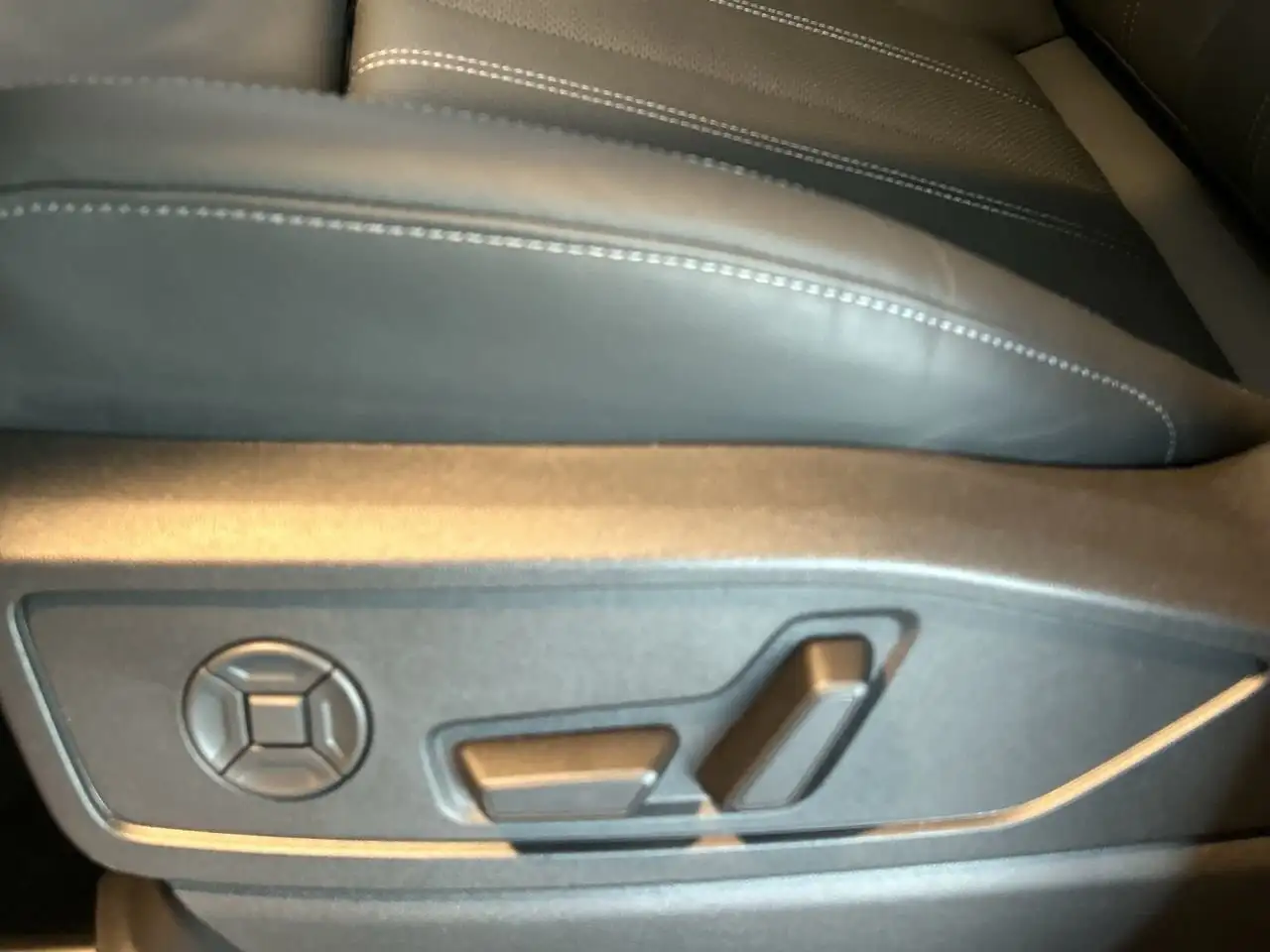 Audi Q5 снимка Audi Q5