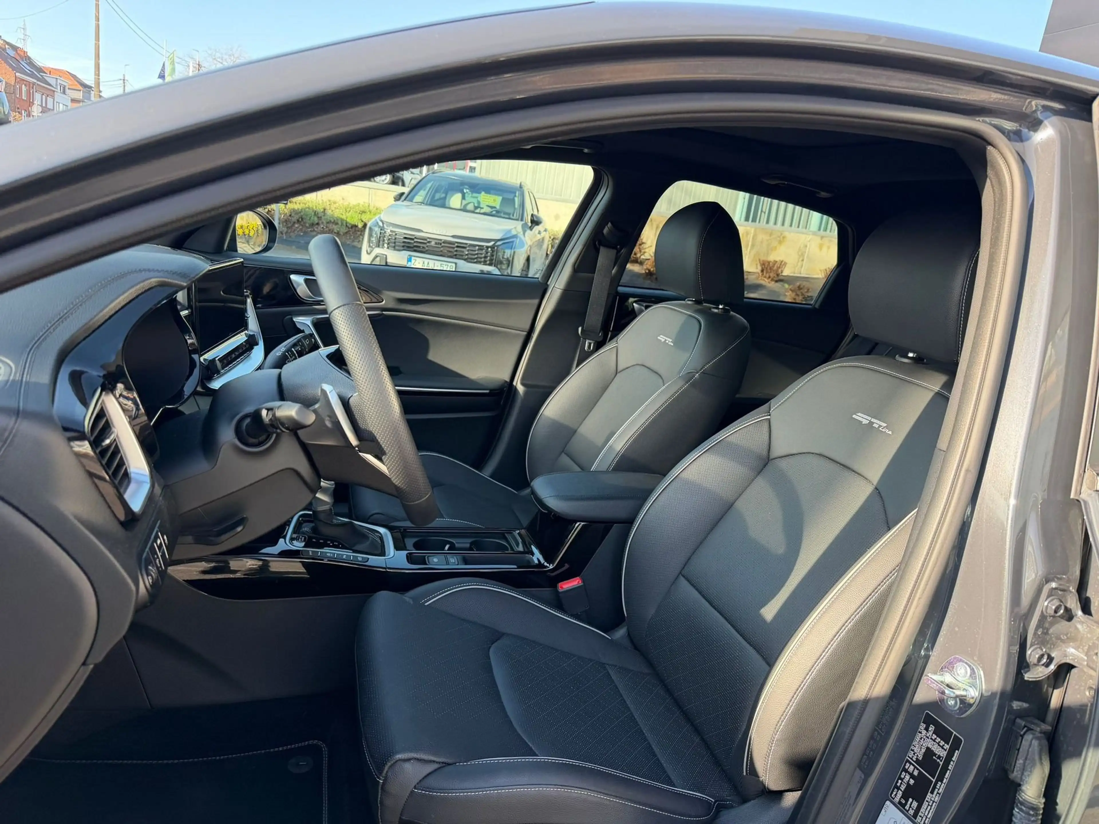 Kia Ceed / cee'd T-GDi ISG GT Line Plus DCT7 — photo 7