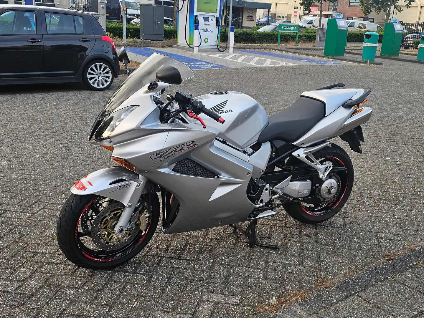 Honda VFR 800 FI ABS Grijs - 2