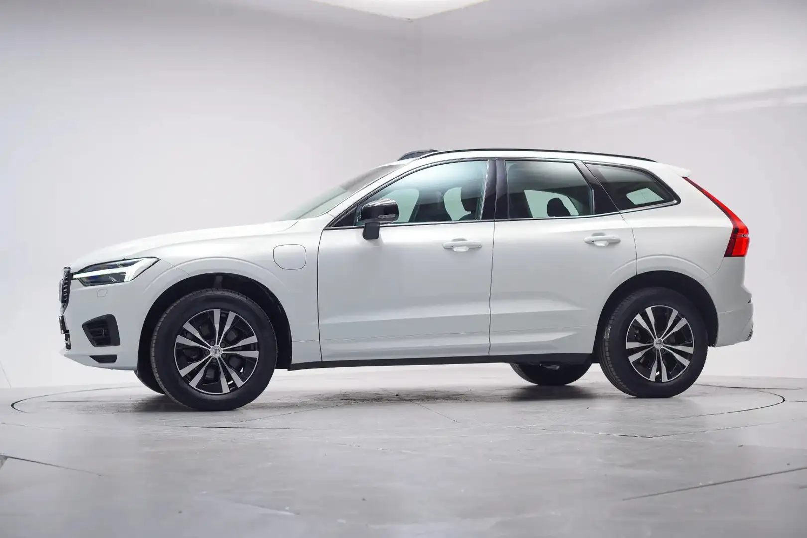 Volvo XC60 T8 AWD Recharge Aut. [ Panoramadak Camera Stoelver Blanco - 2