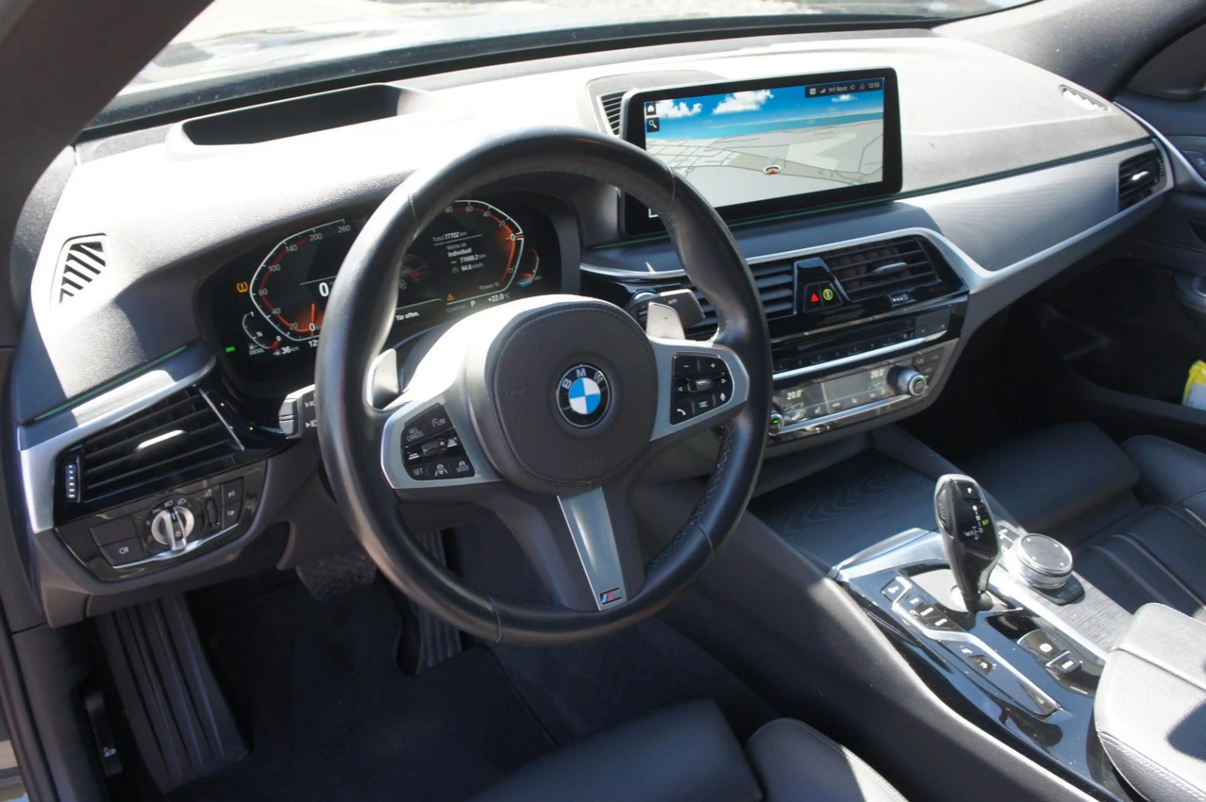 BMW 640 640d 4x4*LEDER*STHZ*LED*1HD*19Z*ACC*SSD*AHK*AIR — photo 12