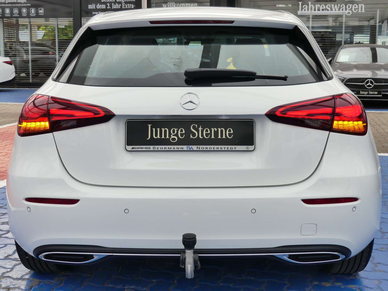 Mercedes-Benz A 180