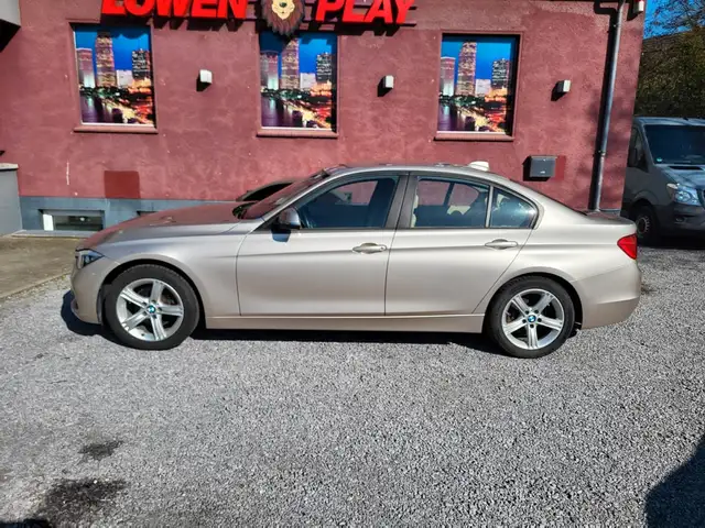BMW 328 i Luxury Line Automatik / US Import
