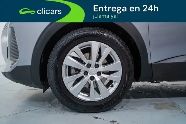 Peugeot 3008 view 11