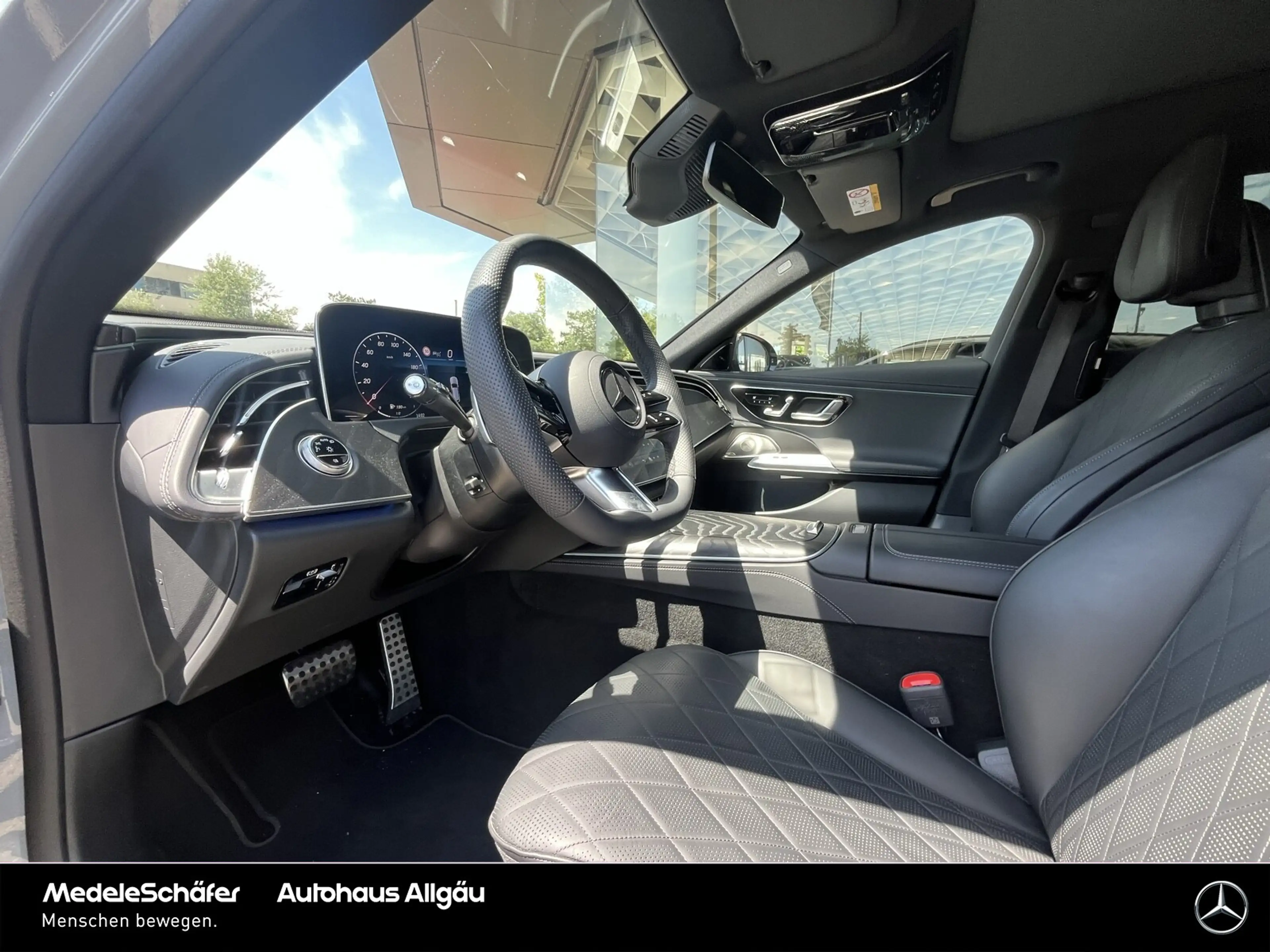 Mercedes-Benz E 450 E 450 T d 4M AMG Night Premium+ 20" AHK Pano 360° — photo 6