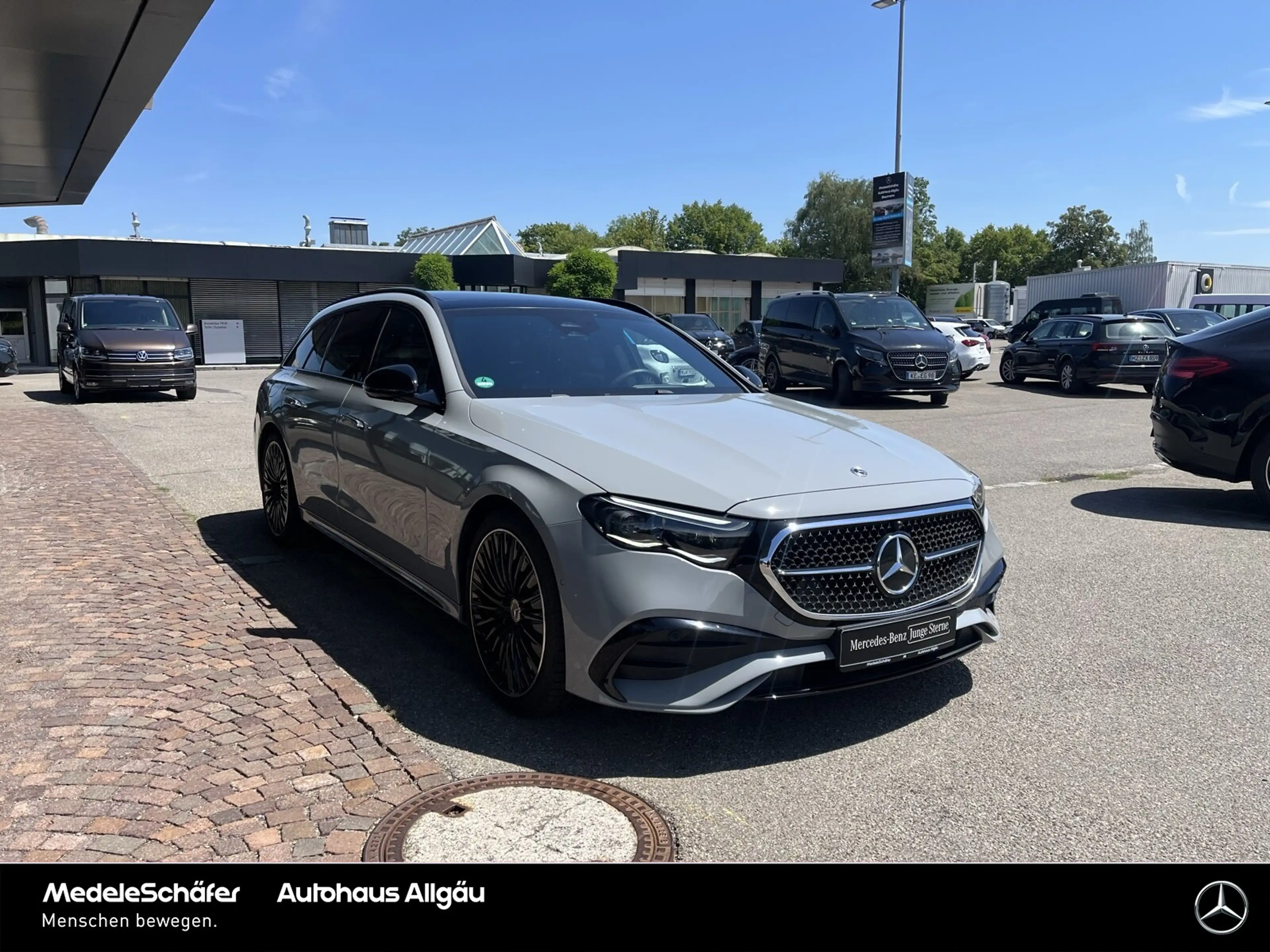 Mercedes-Benz E 450 E 450 T d 4M AMG Night Premium+ 20" AHK Pano 360° — photo 4