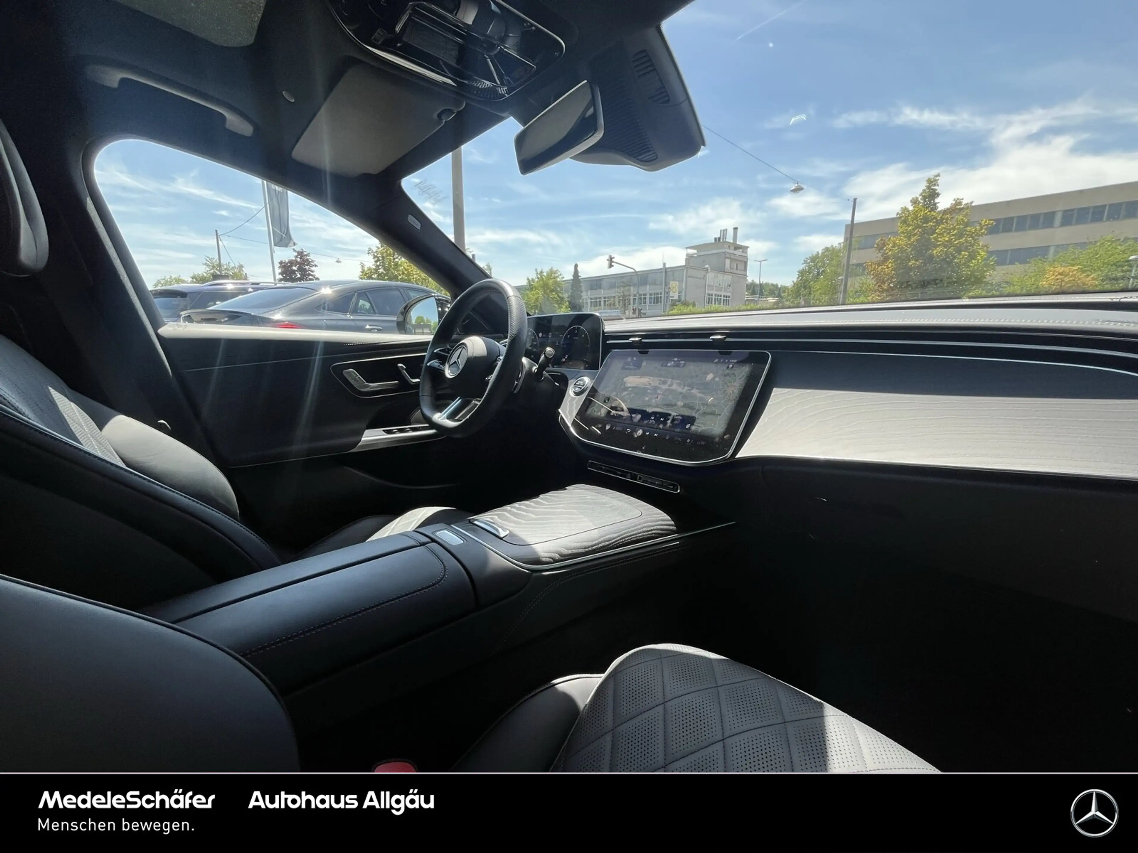 Mercedes-Benz E 450 E 450 T d 4M AMG Night Premium+ 20" AHK Pano 360° — photo 8