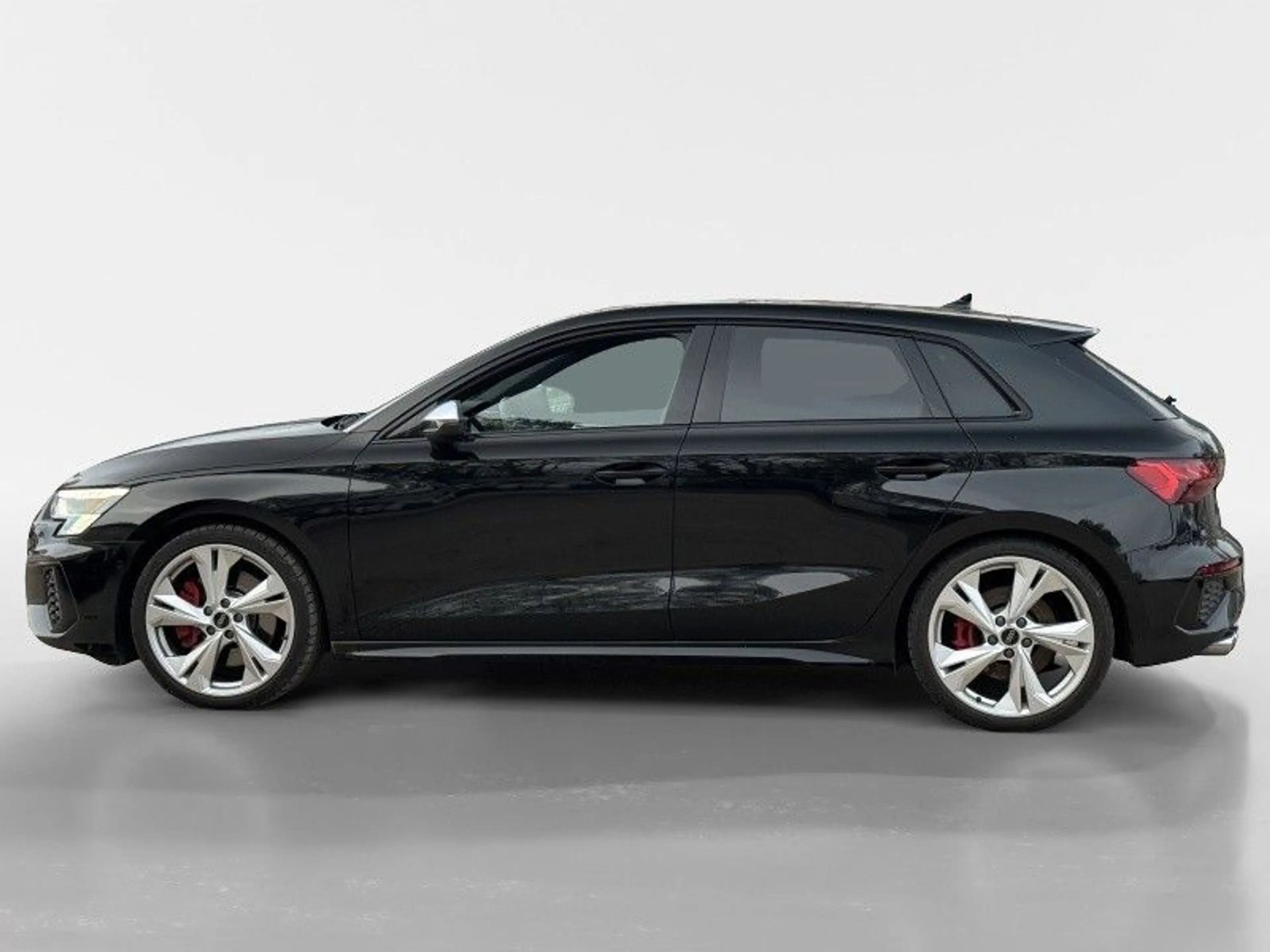 Audi S3 Sportback 2.0 TFSI quattro — photo 4