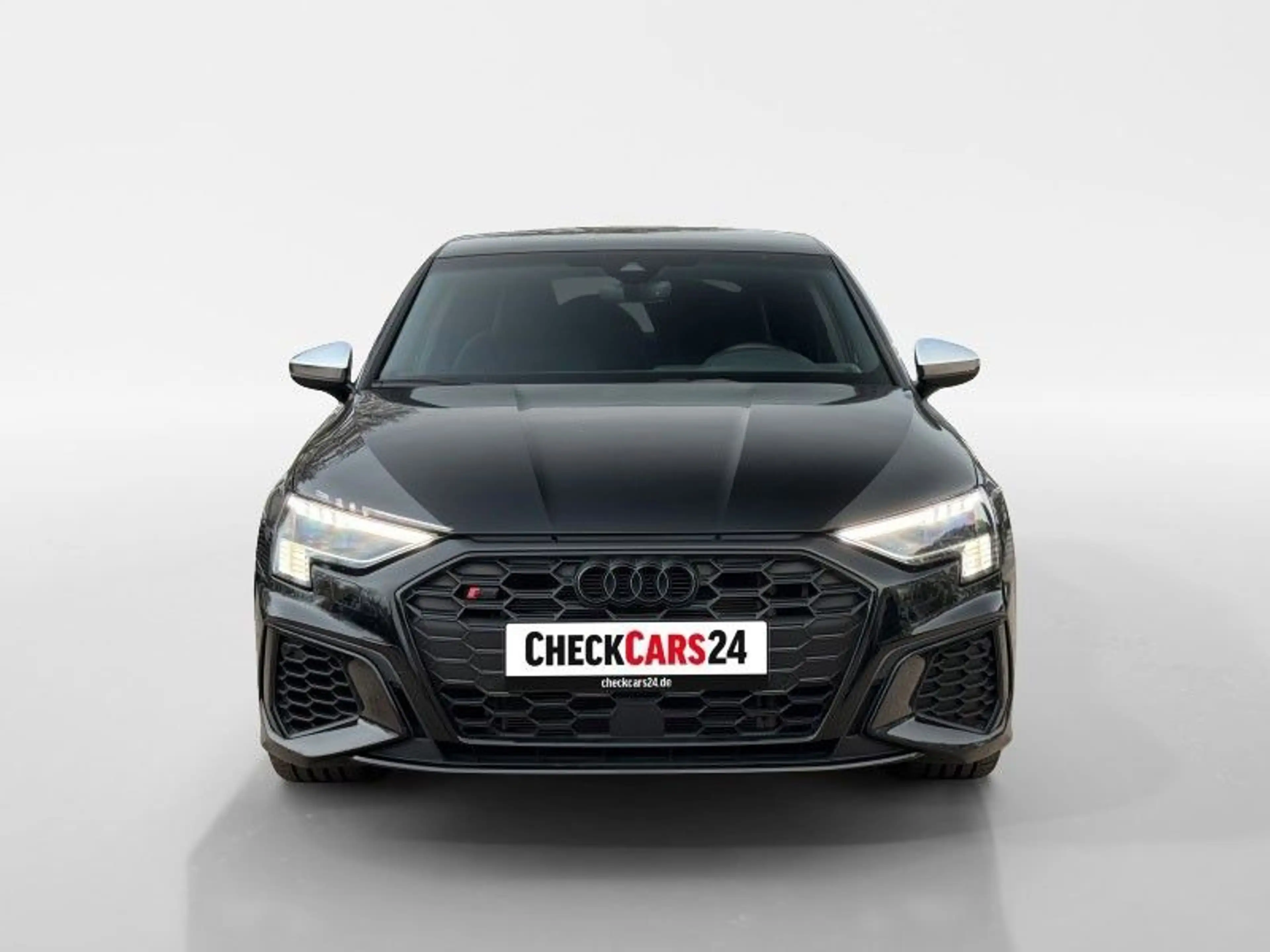 Audi S3 Sportback 2.0 TFSI quattro — photo 2