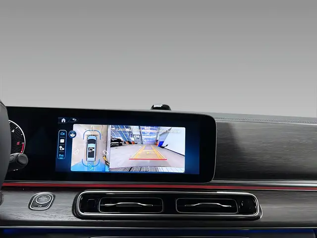 Mercedes-Benz V 300 view 11
