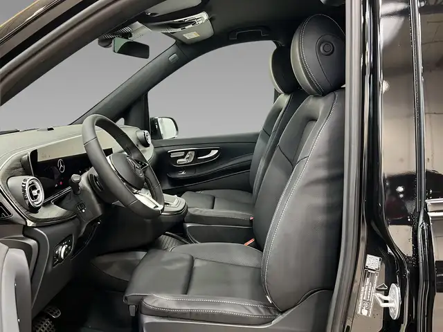 Mercedes-Benz V 300 view 8