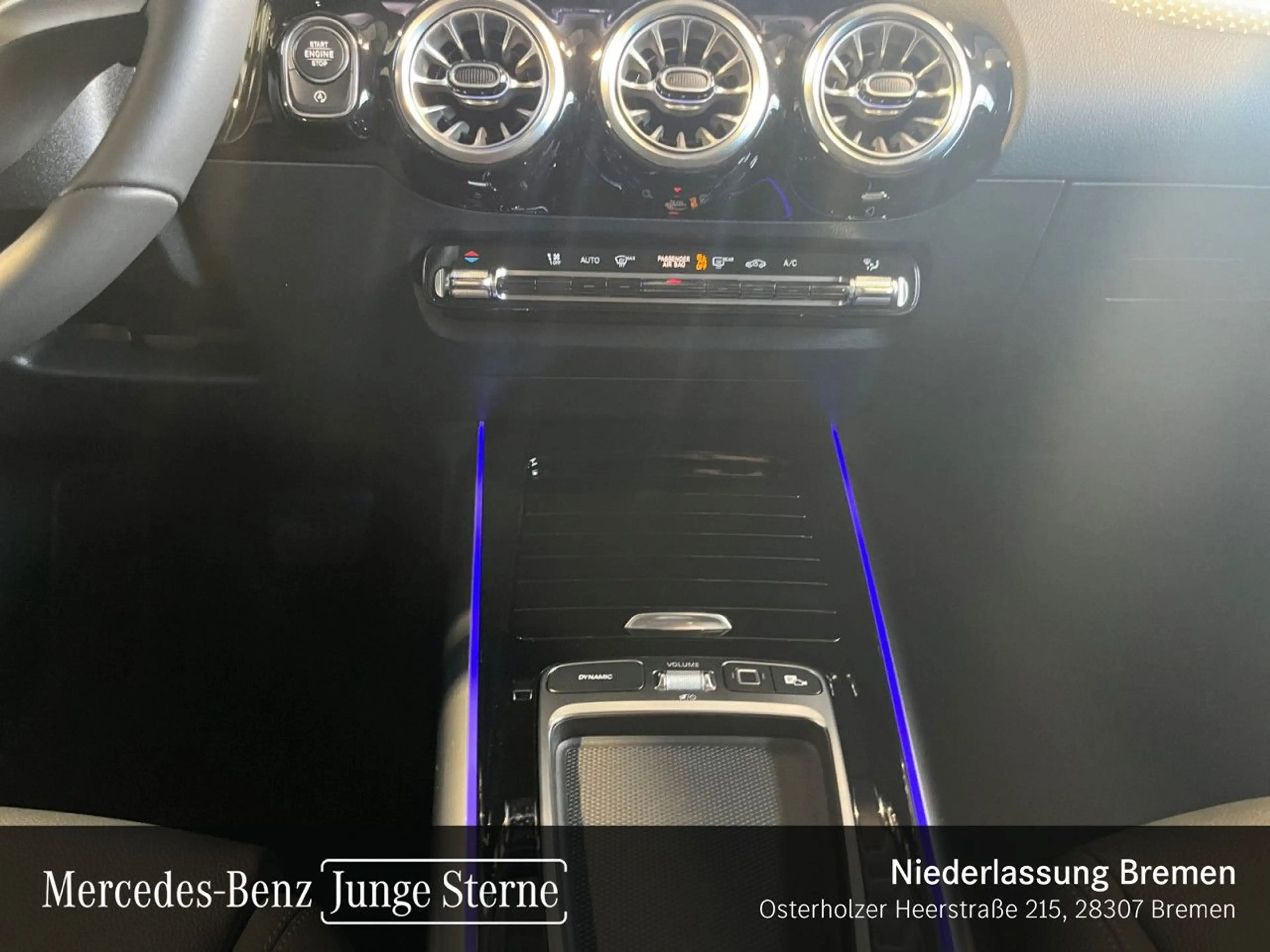 Mercedes-Benz GLA 220 d 4M PROGRESSIVE+LED+KAMERA+TOTW+KEYLESS — photo 15