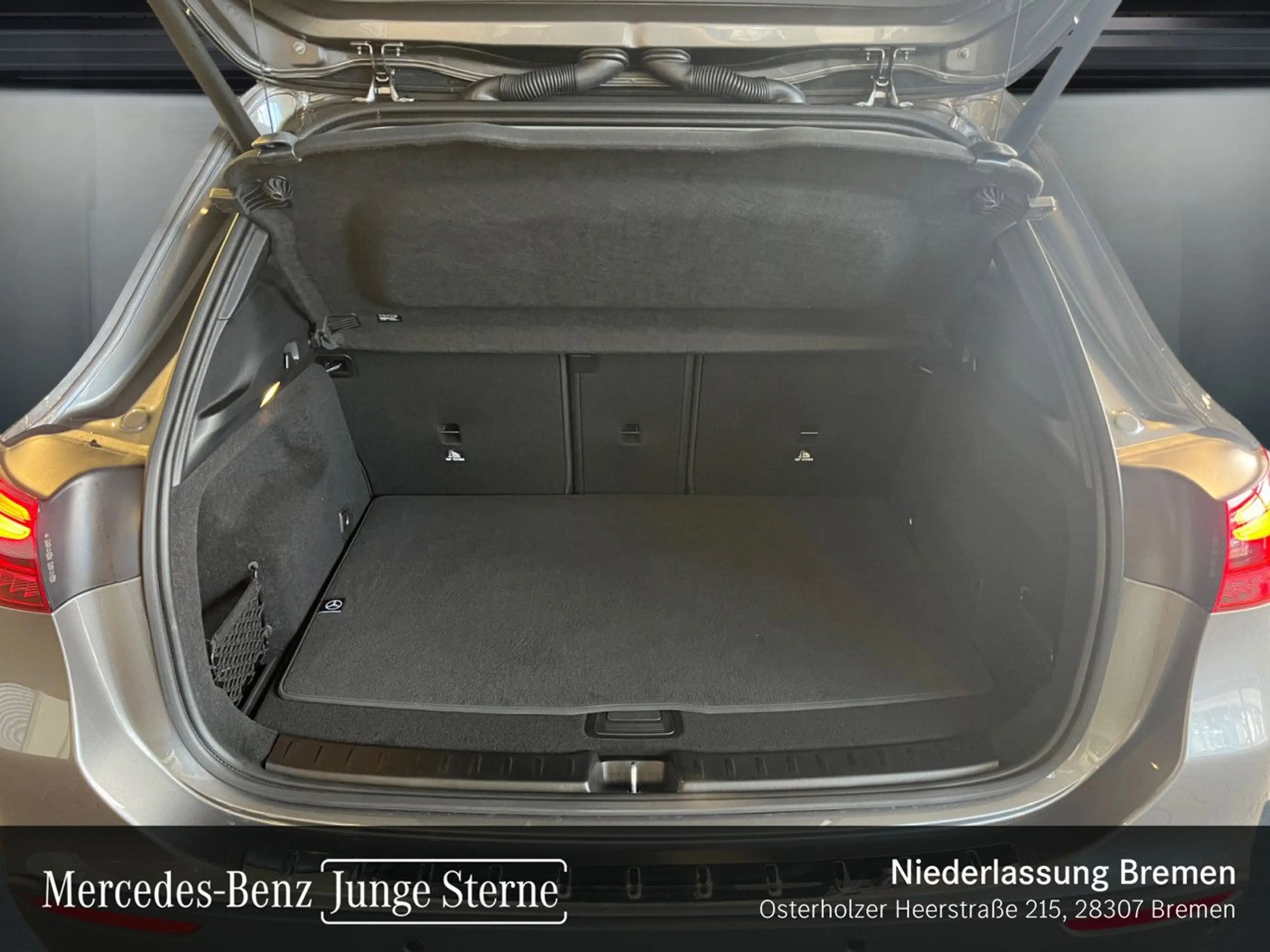 Mercedes-Benz GLA 220 d 4M PROGRESSIVE+LED+KAMERA+TOTW+KEYLESS — photo 6