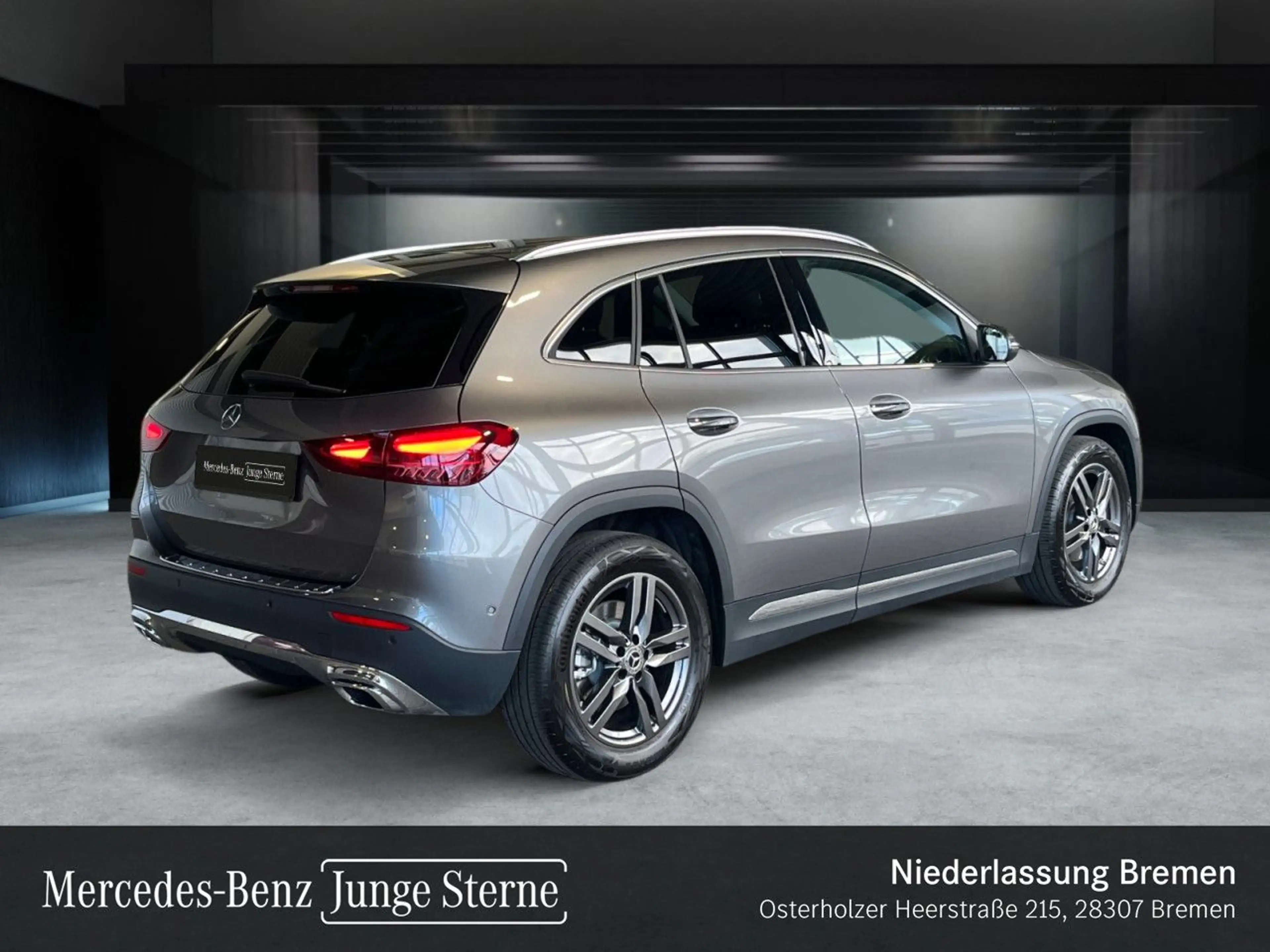 Mercedes-Benz GLA 220 d 4M PROGRESSIVE+LED+KAMERA+TOTW+KEYLESS — photo 4