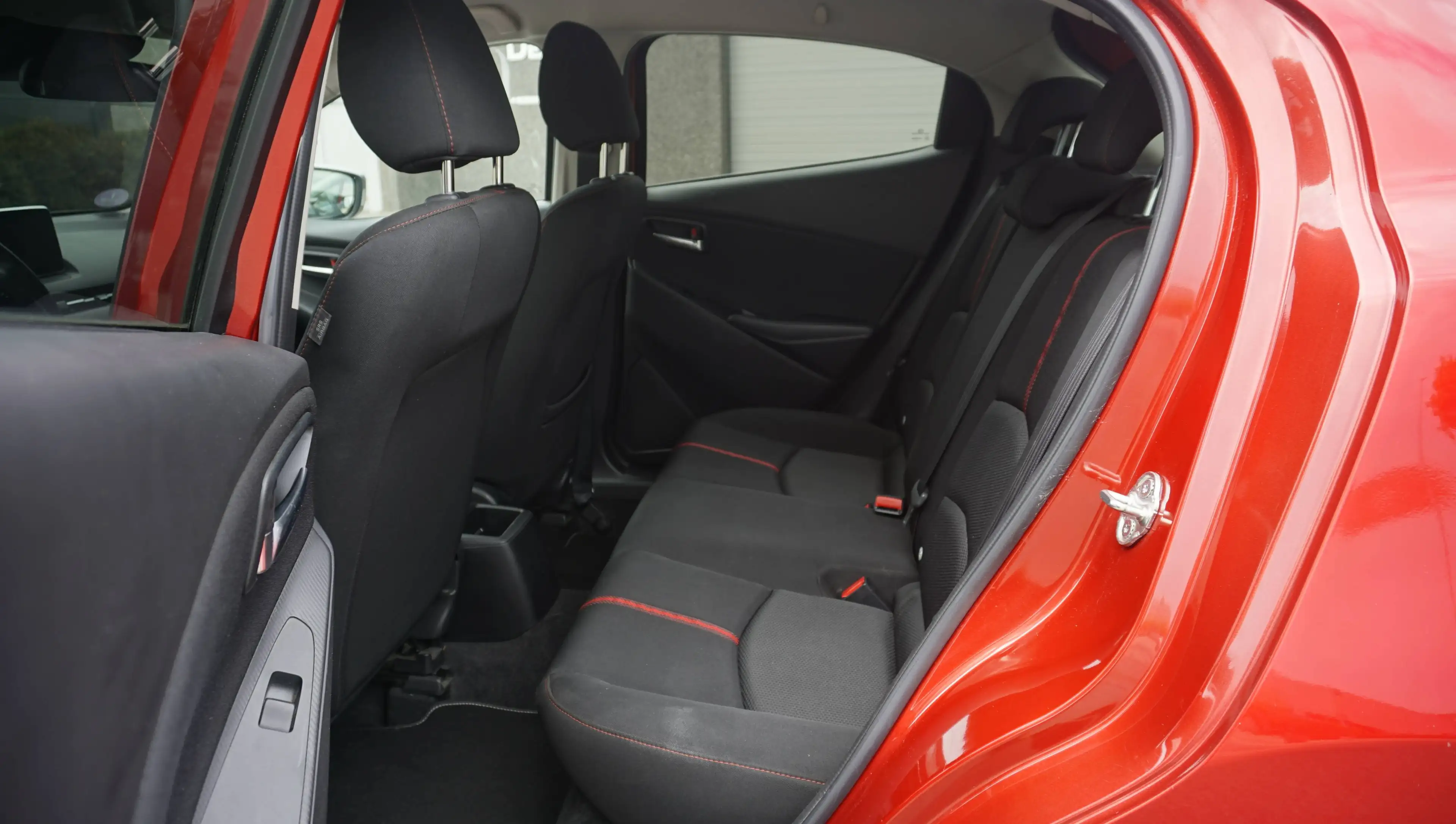 Mazda 2 Mazda 2 90Pk Play Edition Plus | 1e eigenaar | 89.630 km — photo 9