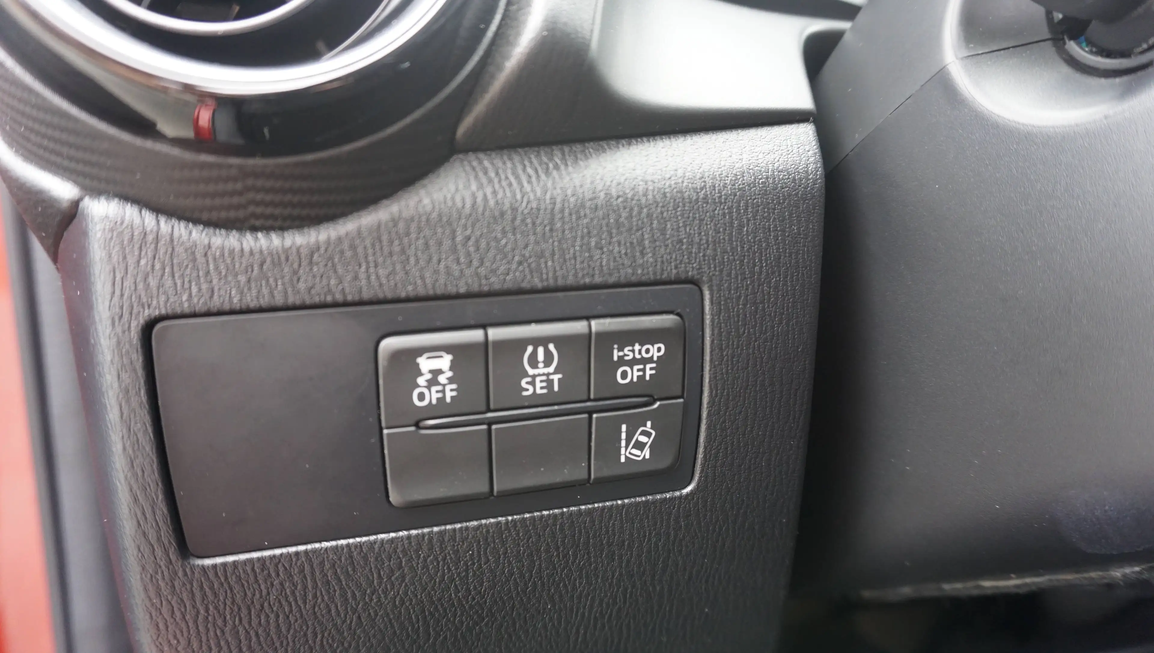 Mazda 2 Mazda 2 90Pk Play Edition Plus | 1e eigenaar | 89.630 km — photo 11