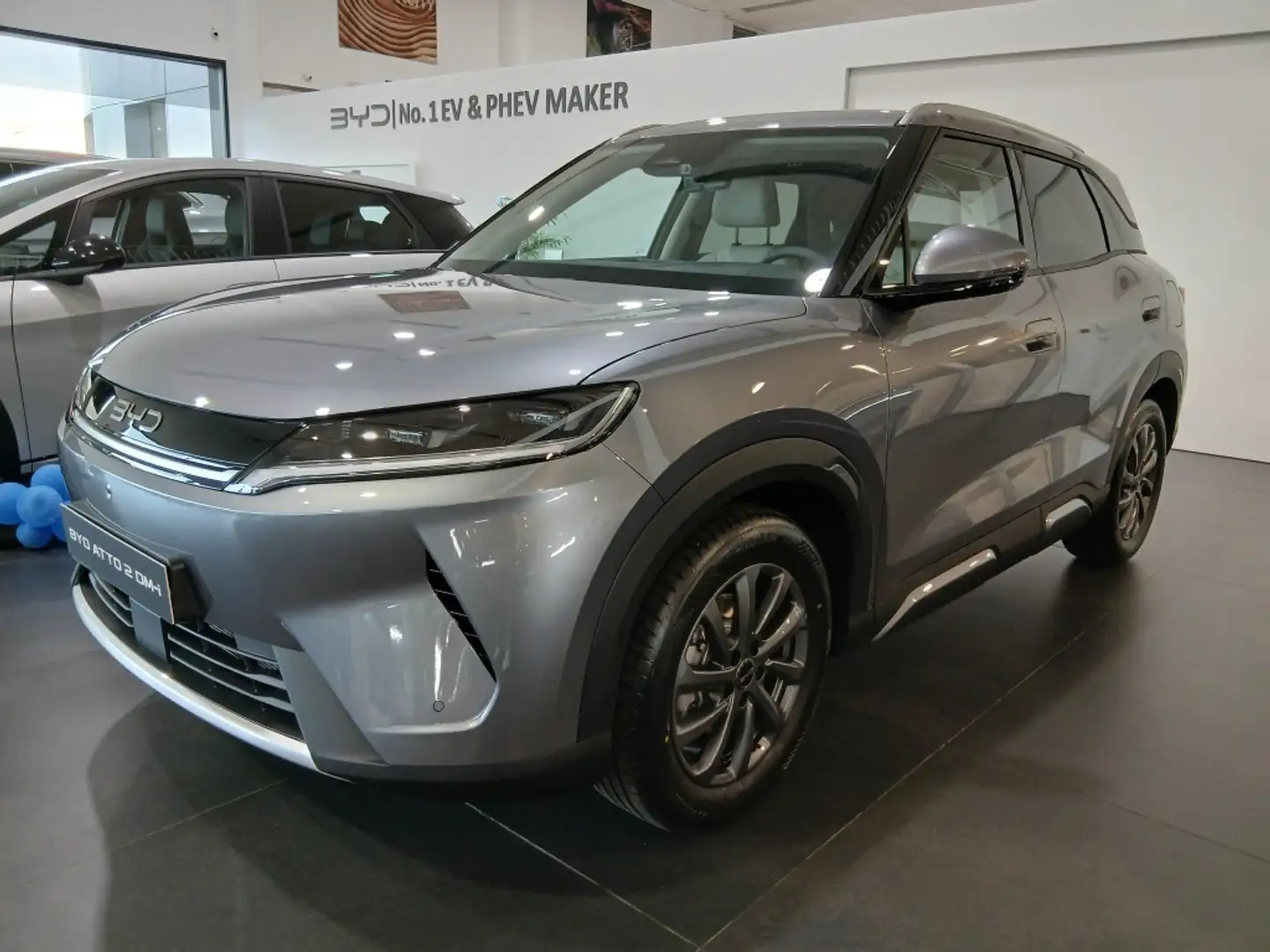 BYD Atto 2 DM-i Boost 156kW Gris - 2